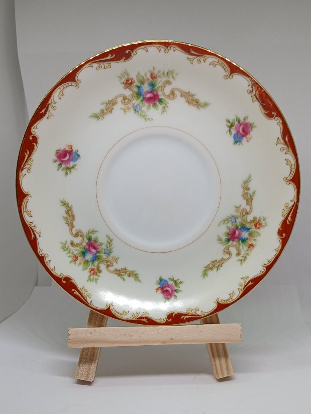 Vintage Antique PORCELAIN "Wembley" floral pattern by Aladdin Fine China Plate